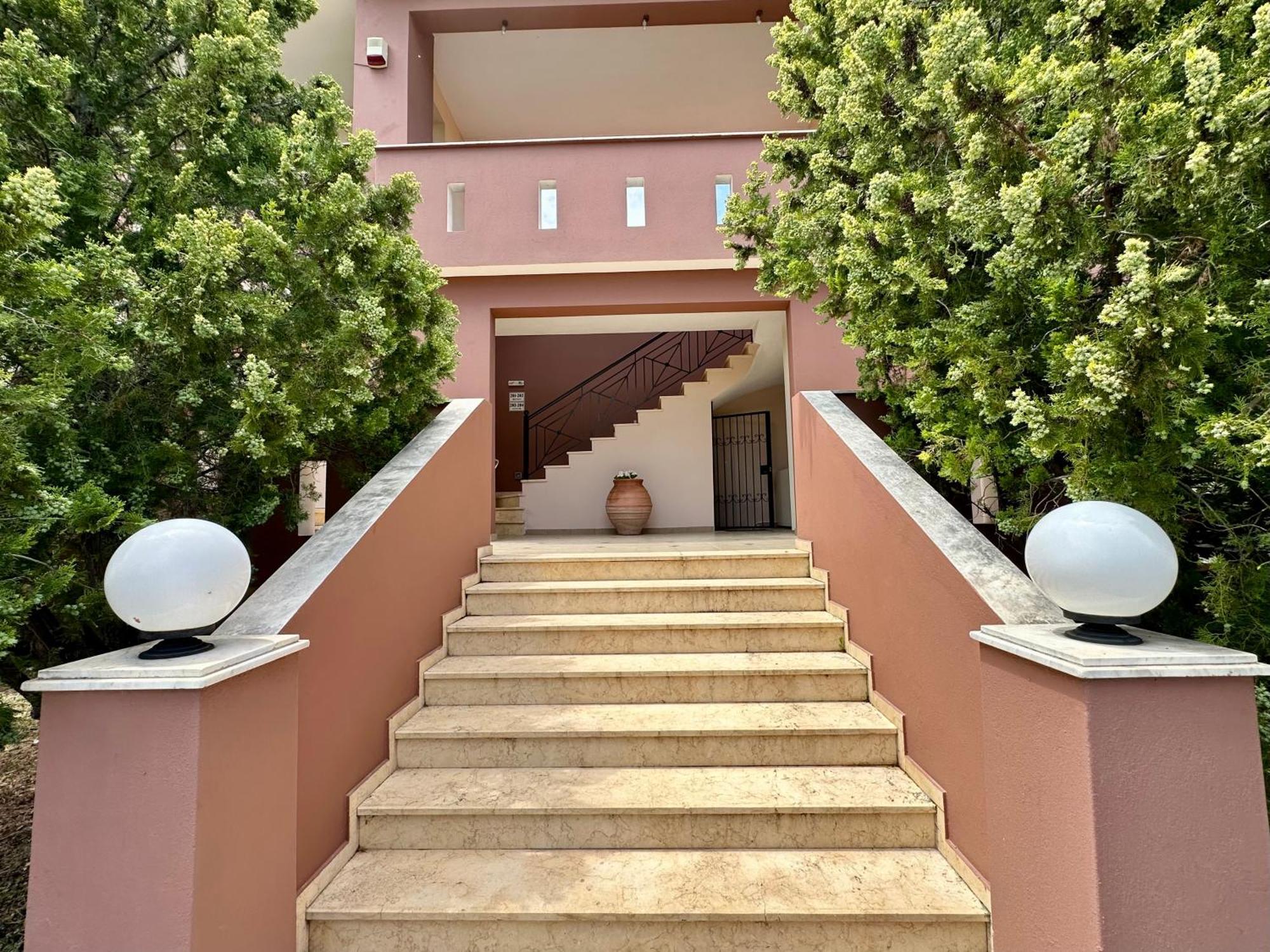 Agrili Apartments & Rooms Элия Экстерьер фото