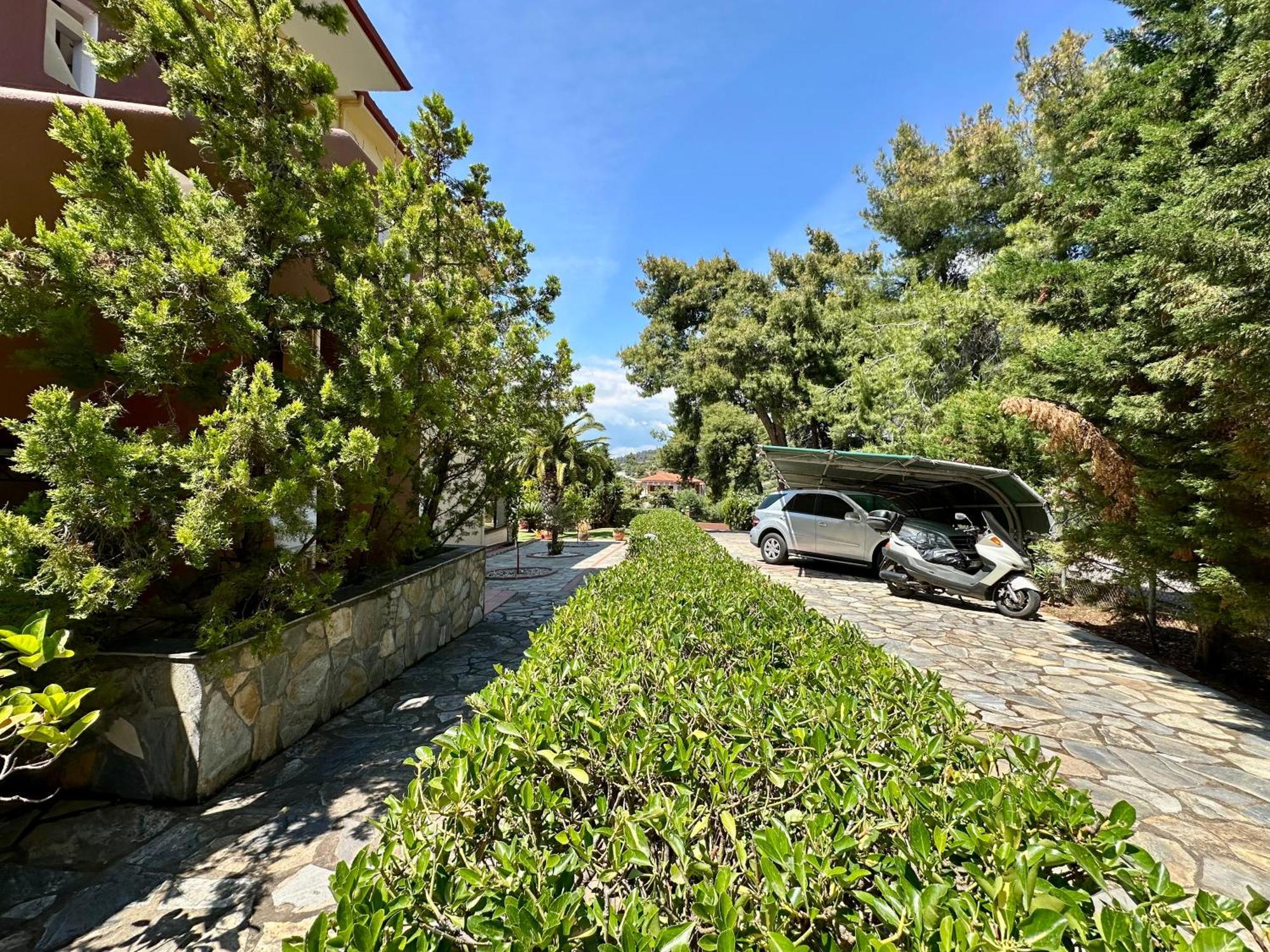 Agrili Apartments & Rooms Элия Экстерьер фото