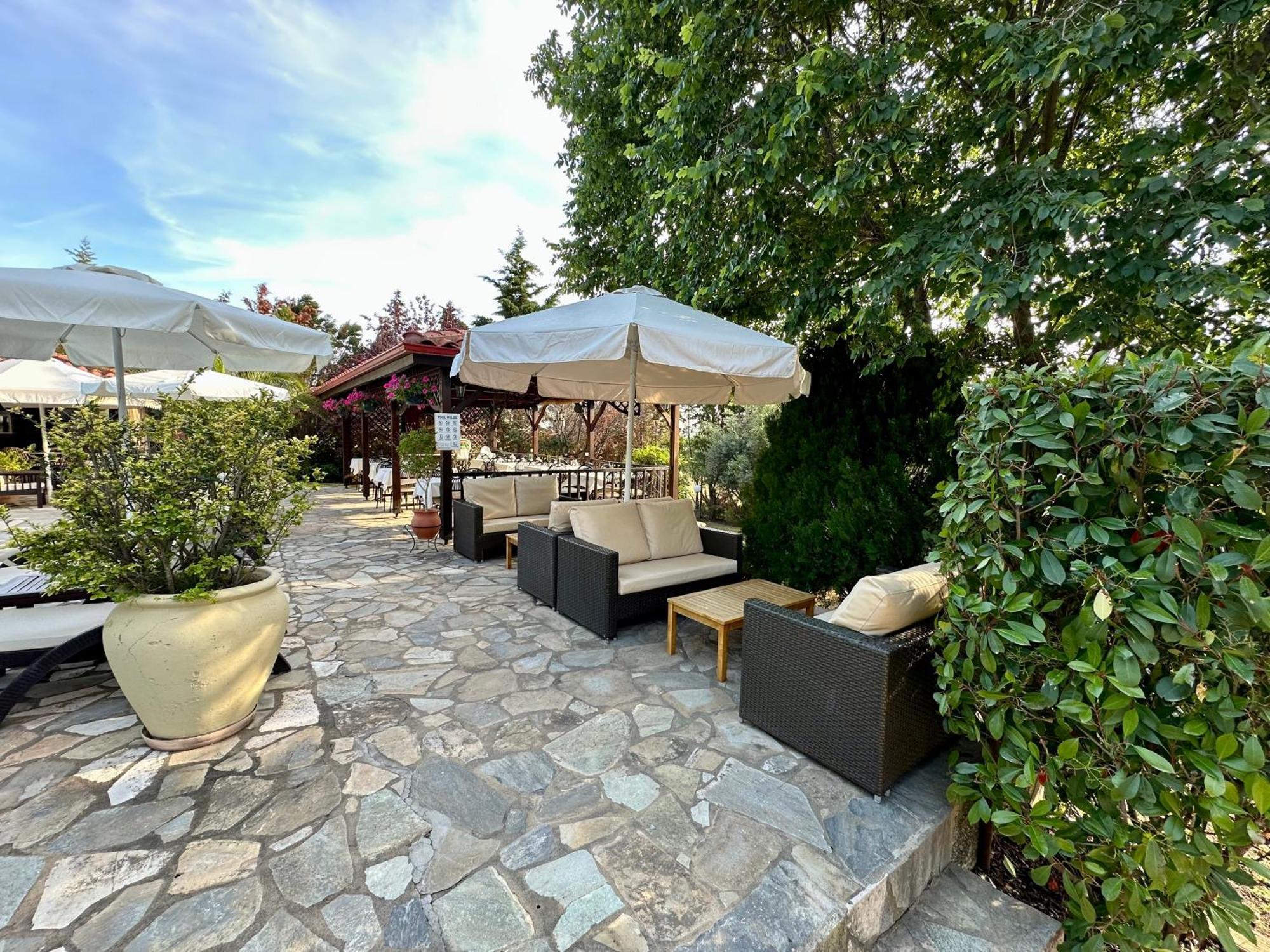 Agrili Apartments & Rooms Элия Экстерьер фото