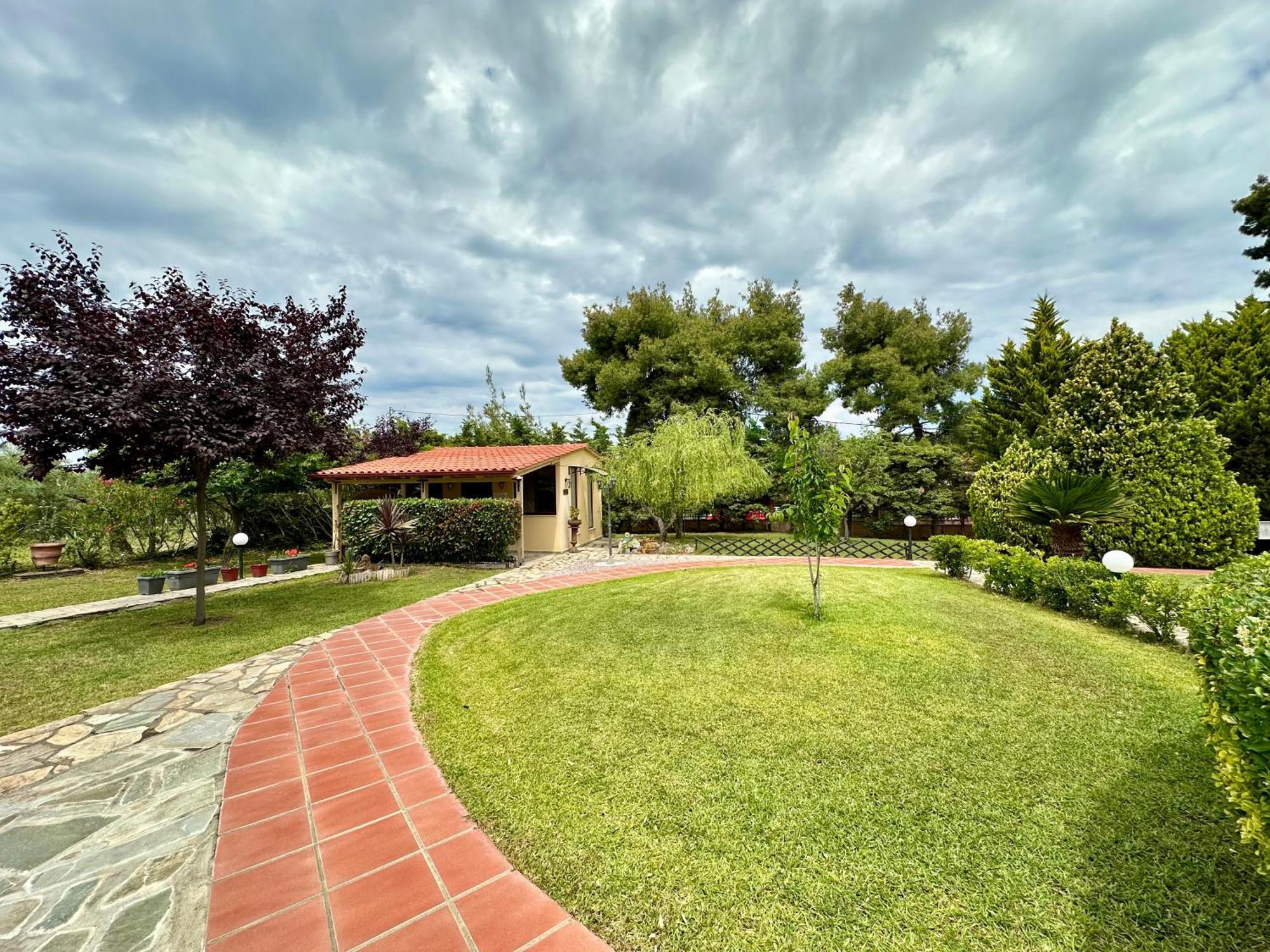 Agrili Apartments & Rooms Элия Экстерьер фото
