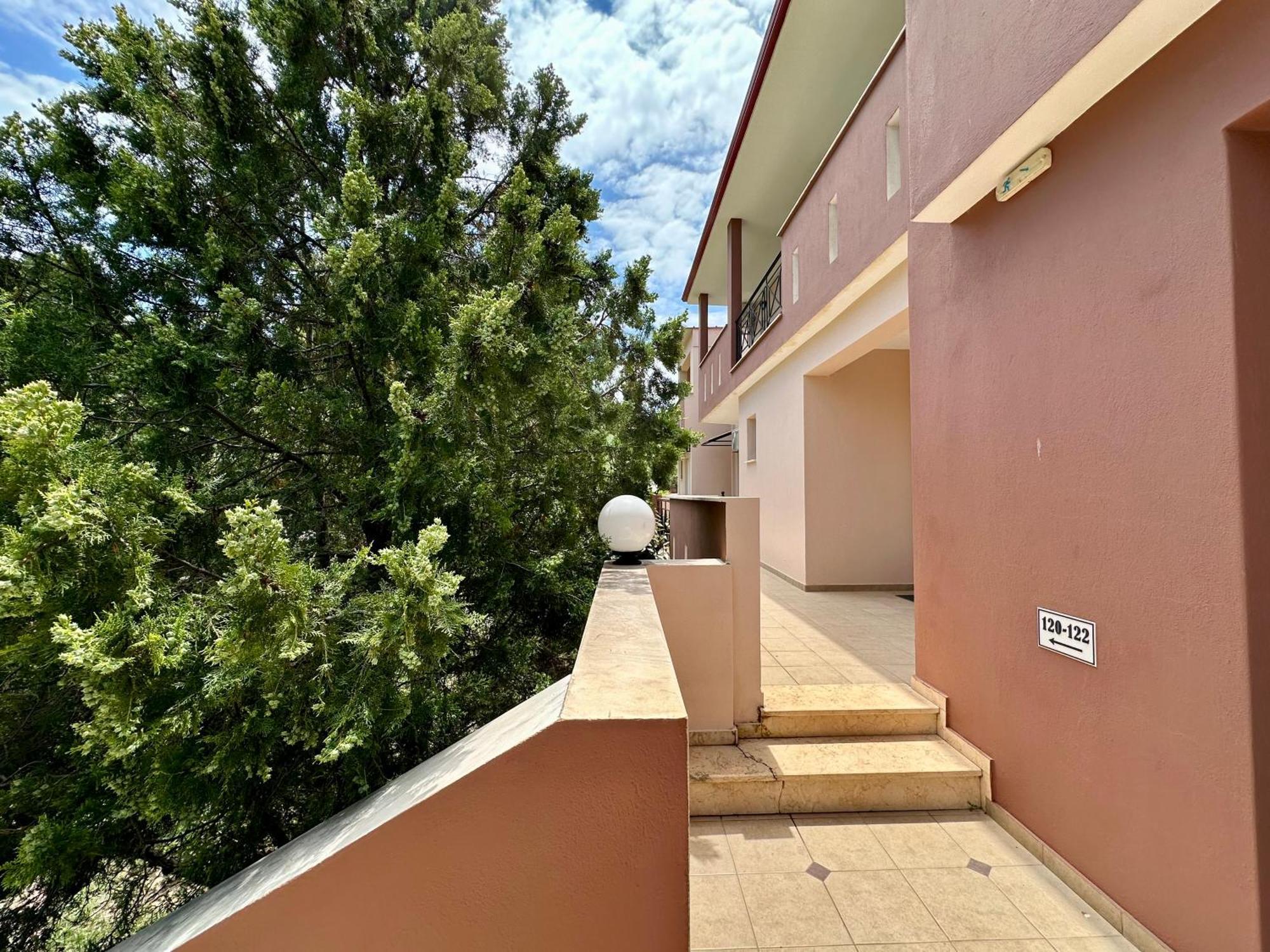 Agrili Apartments & Rooms Элия Экстерьер фото