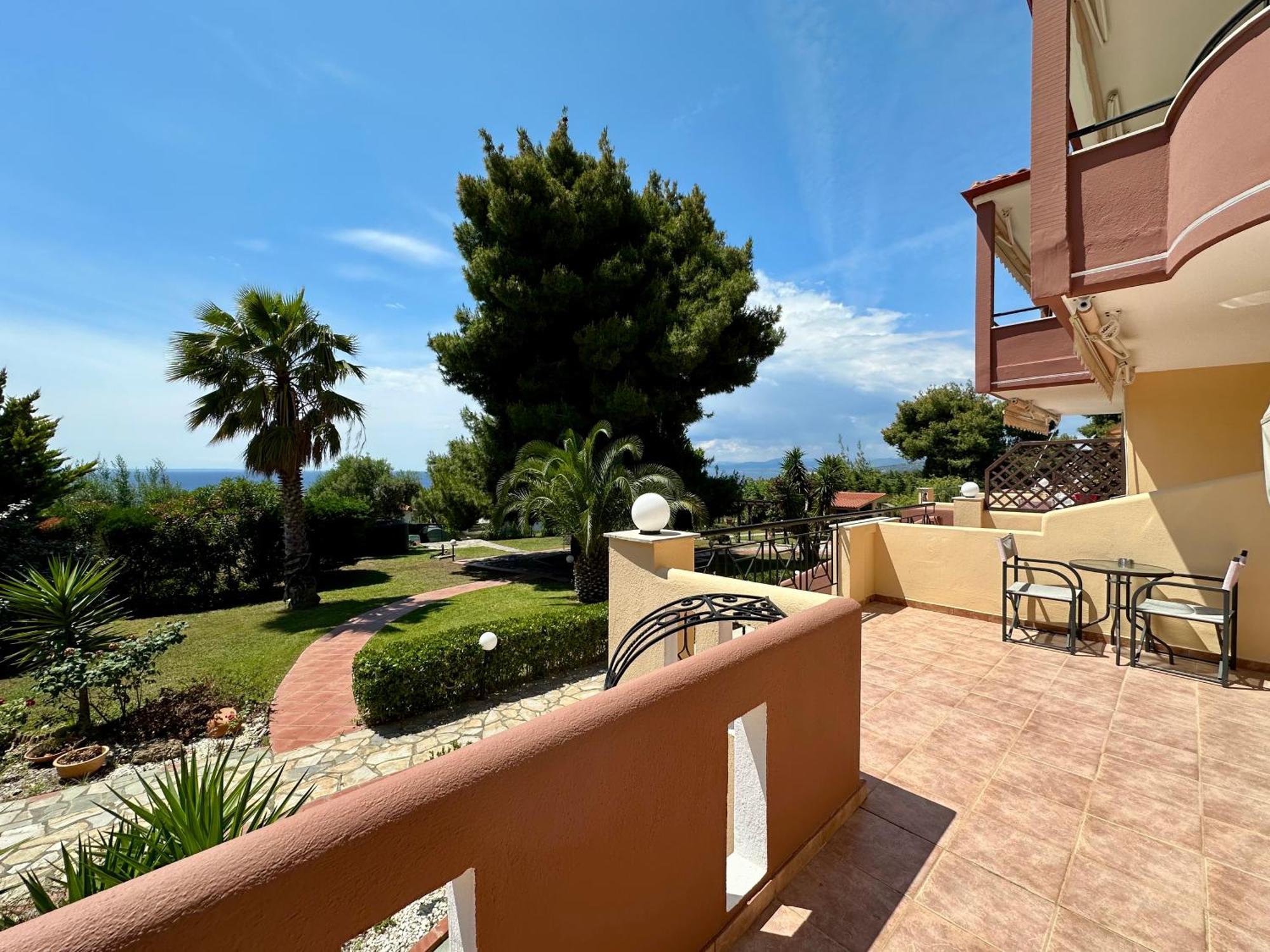Agrili Apartments & Rooms Элия Экстерьер фото